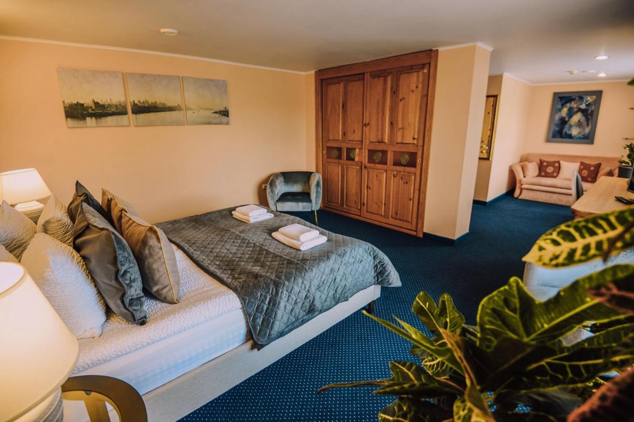 Jolanta Hotel Alūksne Eksteriør billede