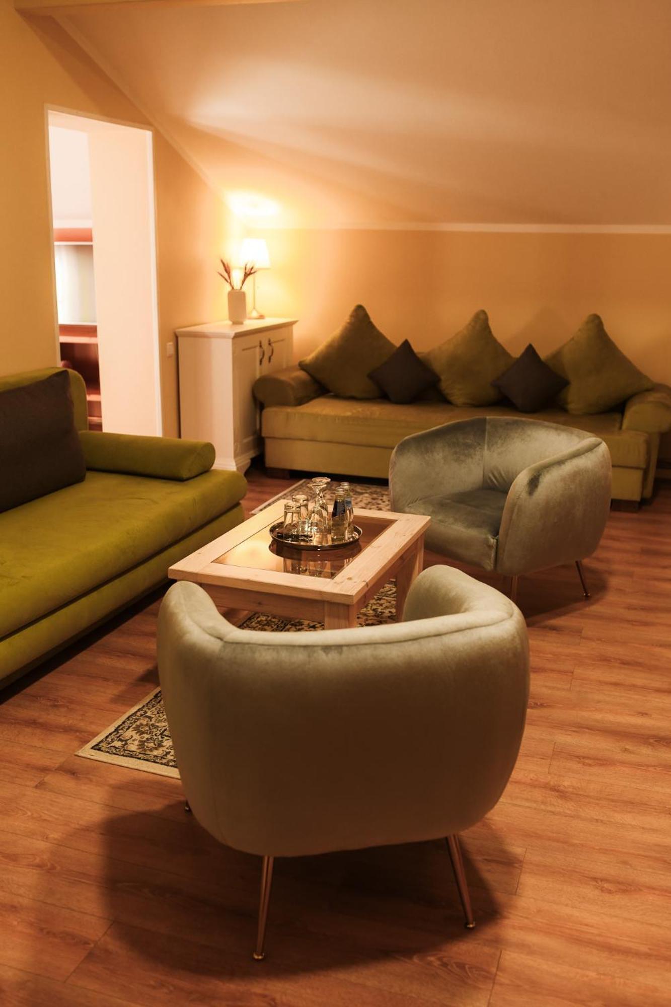 Jolanta Hotel Alūksne Eksteriør billede